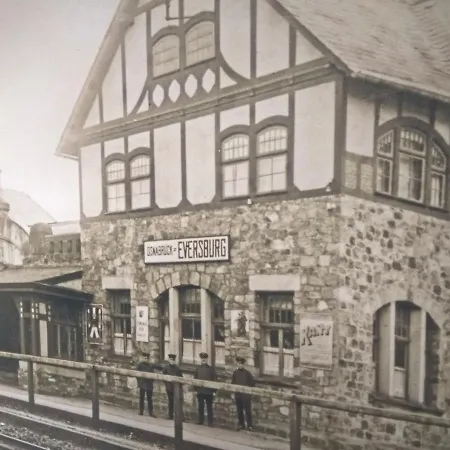 Im Alten Bahnhof Apartment *