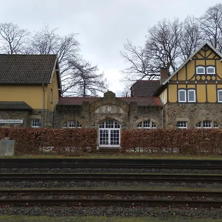 Im Alten Bahnhof *